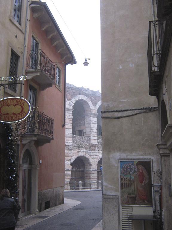 Residenza Tre Marchetti Apartment Verona Room photo